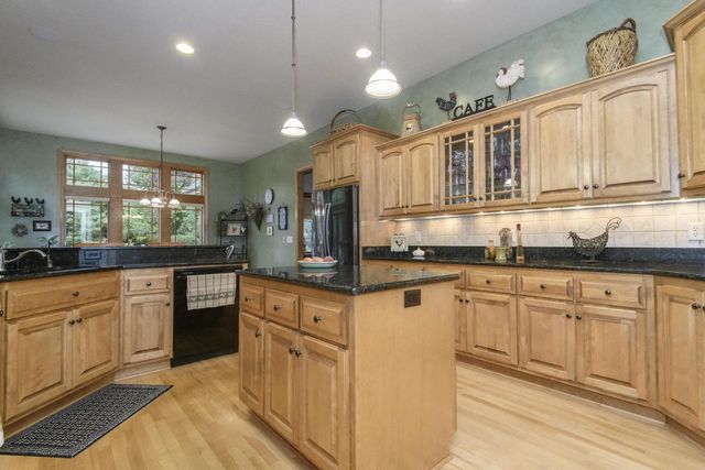 W347S9485 Jericho COURT, Eagle, WI 53119