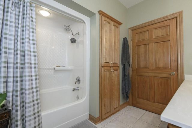 W347S9485 Jericho COURT, Eagle, WI 53119