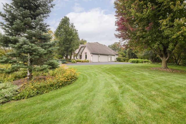 W347S9485 Jericho COURT, Eagle, WI 53119