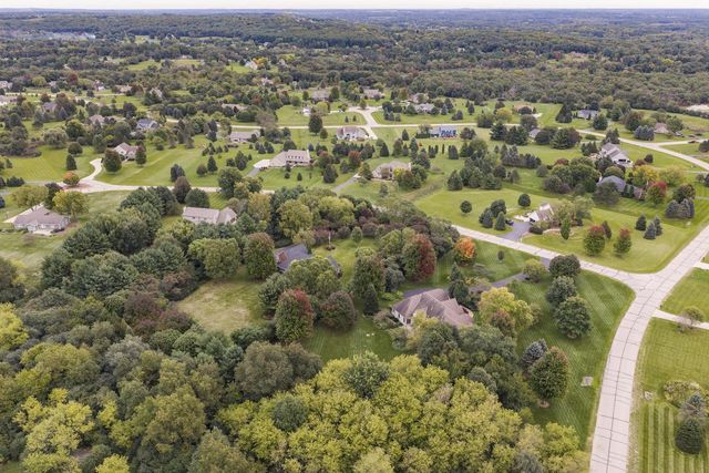 W347S9485 Jericho COURT, Eagle, WI 53119