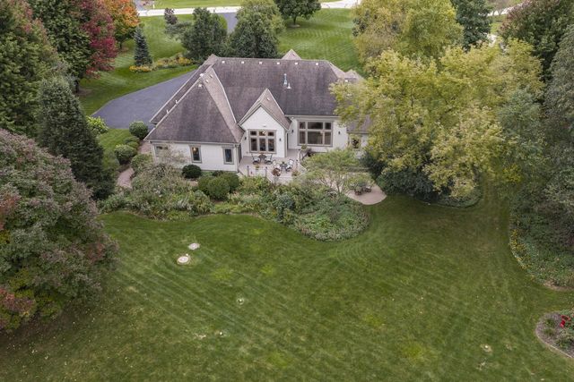 W347S9485 Jericho COURT, Eagle, WI 53119