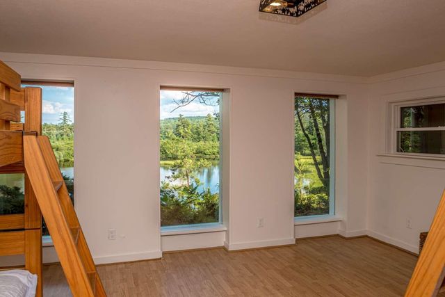 60 Brookside Avenue, Albany, NH 03818
