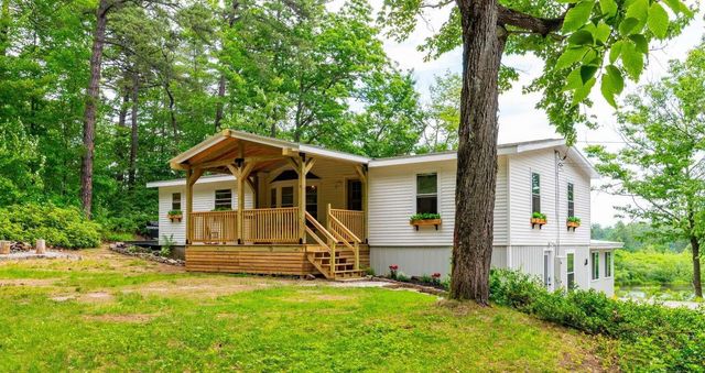 60 Brookside Avenue, Albany, NH 03818