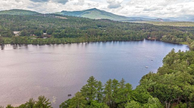 60 Brookside Avenue, Albany, NH 03818