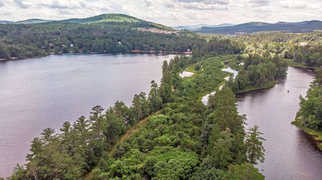 60 Brookside Avenue, Albany, NH 03818