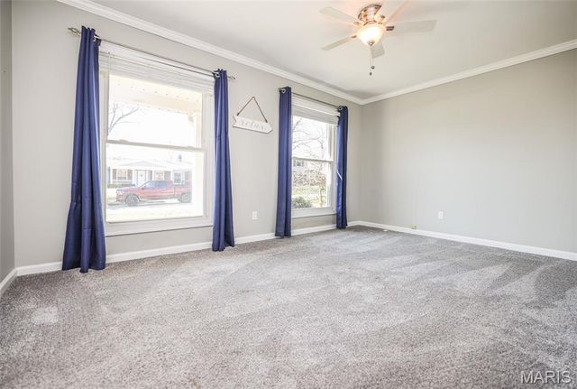 4839 Hursley Drive, St Louis, MO 63128