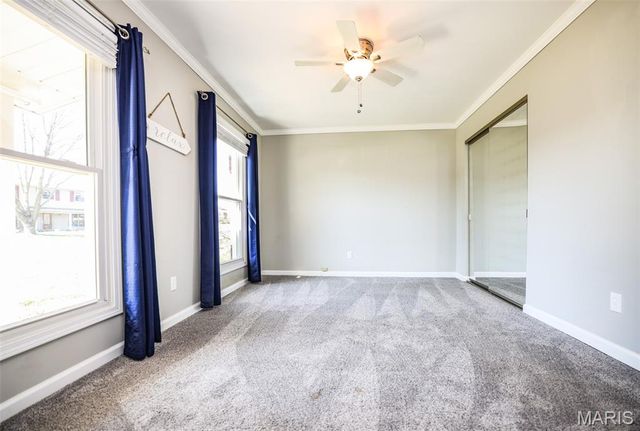 4839 Hursley Drive, St Louis, MO 63128