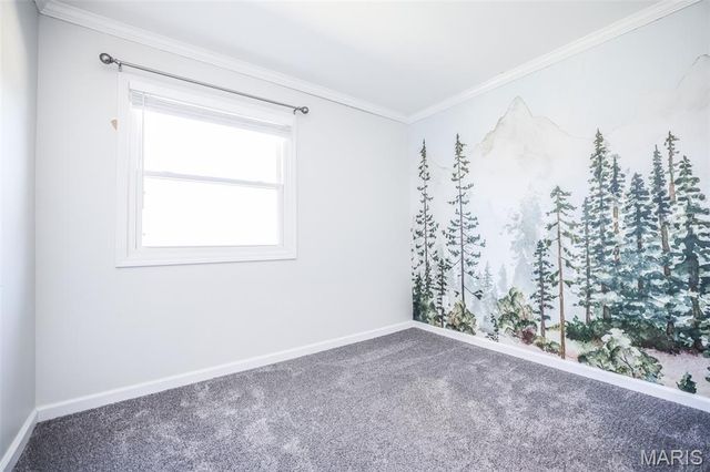 4839 Hursley Drive, St Louis, MO 63128