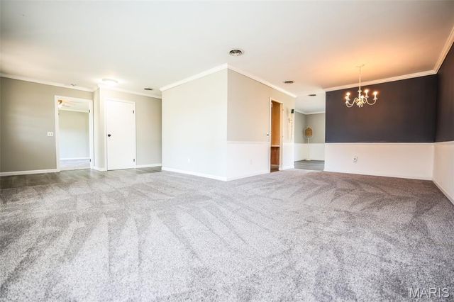 4839 Hursley Drive, St Louis, MO 63128