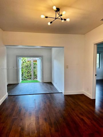 234 Washington Dr, Coral Gables, FL 33133