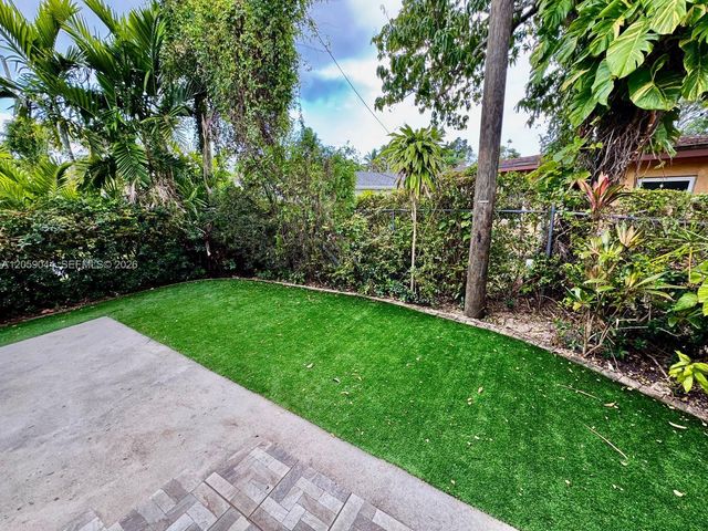 234 Washington Dr, Coral Gables, FL 33133