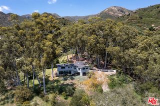 1030 E Mountain Drive, Santa Barbara, CA 93108