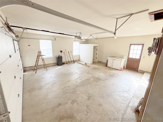 23 W Stadium Road, Bixby, OK 74008