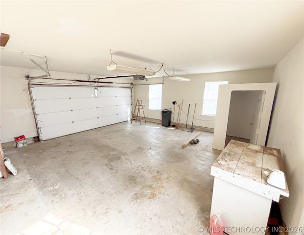 23 W Stadium Road, Bixby, OK 74008