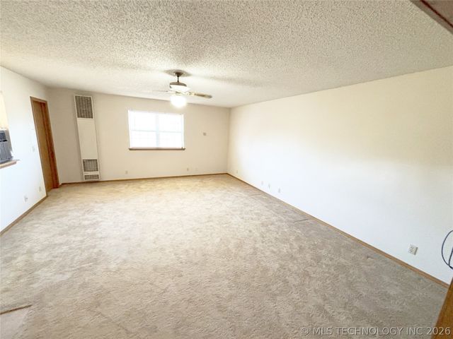 23 W Stadium Road, Bixby, OK 74008