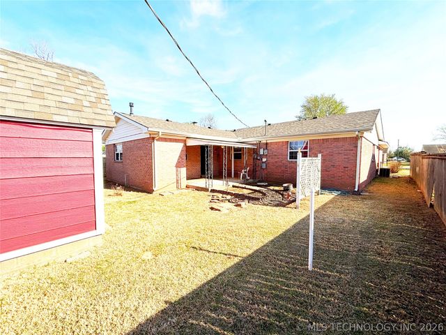 23 W Stadium Road, Bixby, OK 74008