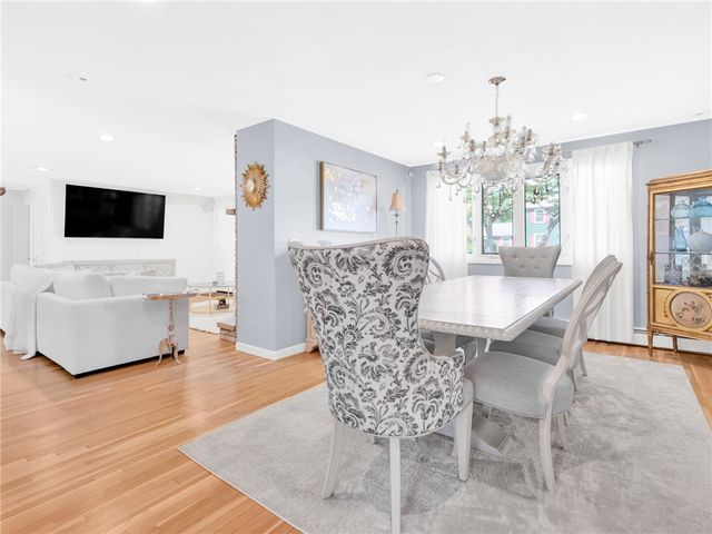 80 Birchwood Way, East Greenwich, RI 02818