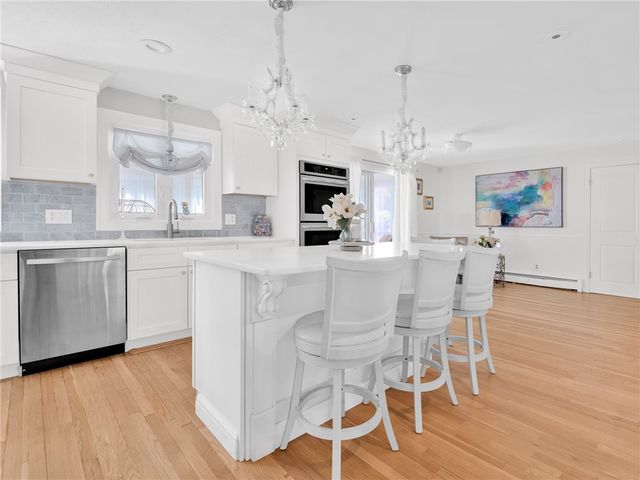 80 Birchwood Way, East Greenwich, RI 02818