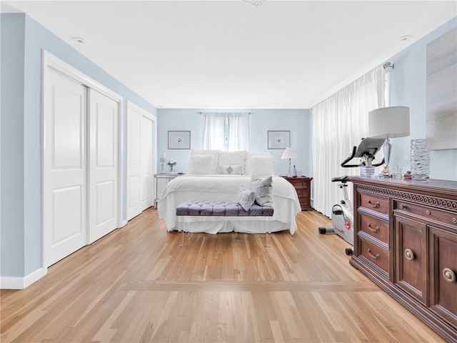80 Birchwood Way, East Greenwich, RI 02818