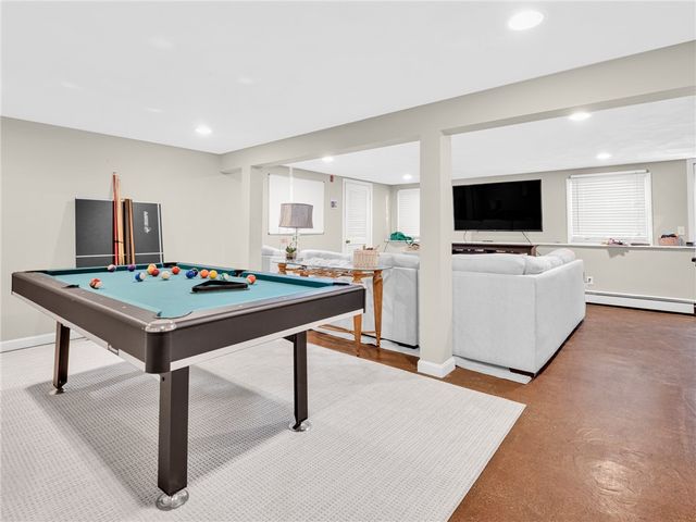 80 Birchwood Way, East Greenwich, RI 02818