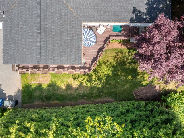 80 Birchwood Way, East Greenwich, RI 02818