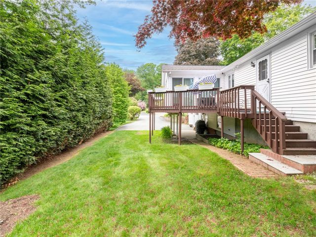 80 Birchwood Way, East Greenwich, RI 02818