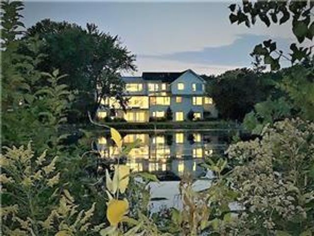 4812 Lakeview Drive, Edina, MN 55424