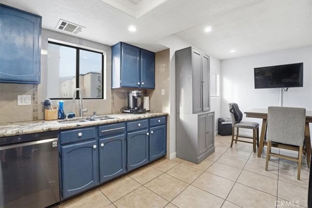 14325 Foothill 9, Sylmar, CA 91342