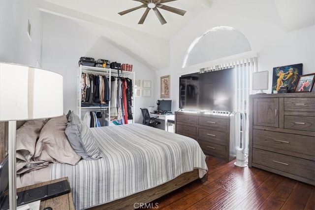 14325 Foothill 9, Sylmar, CA 91342