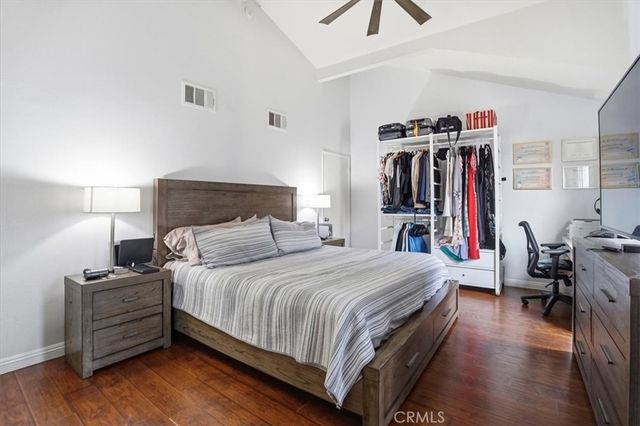 14325 Foothill 9, Sylmar, CA 91342