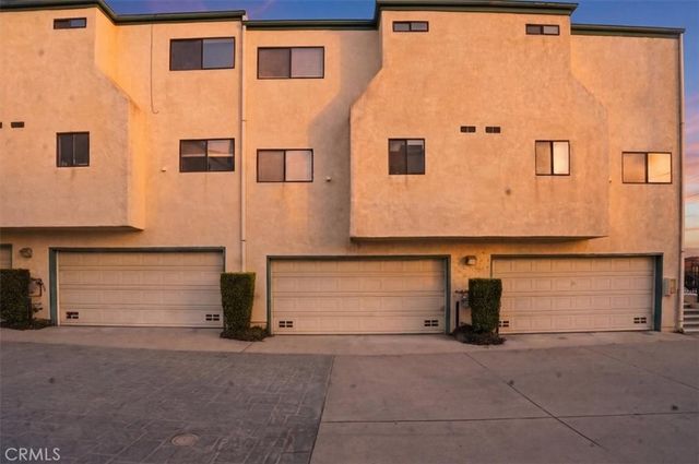 14325 Foothill 9, Sylmar, CA 91342
