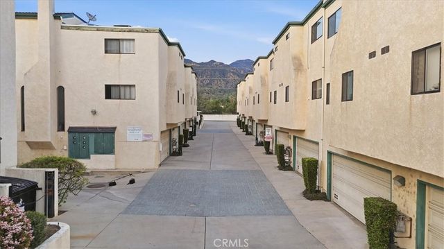 14325 Foothill 9, Sylmar, CA 91342