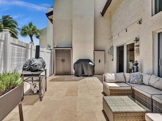 3432 NE 16th Avenue, Oakland Park, FL 33334