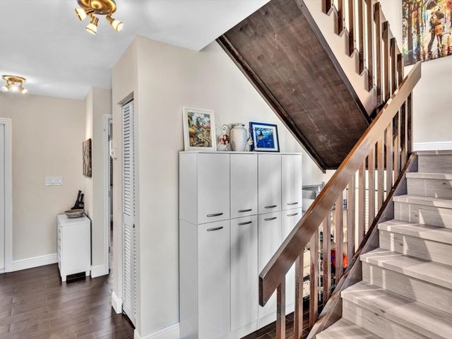 3432 NE 16th Avenue, Oakland Park, FL 33334