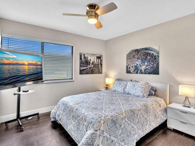 3432 NE 16th Avenue, Oakland Park, FL 33334