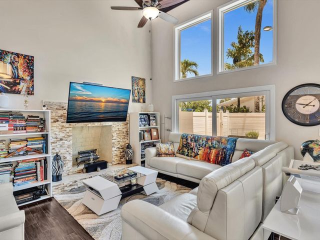 3432 NE 16th Avenue, Oakland Park, FL 33334