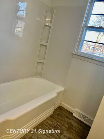 603 Davenport Avenue, Saginaw, MI 48602