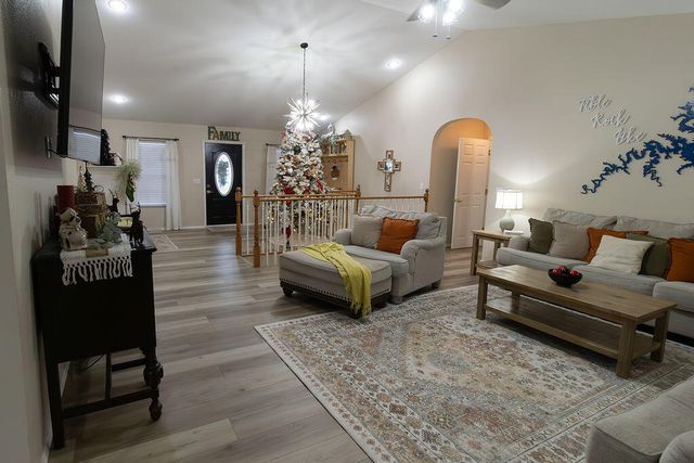 342 Hunter Avenue, Branson, MO 65616