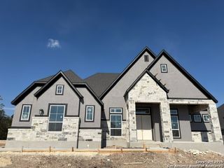 225 Storm Way, Castroville, TX 78009