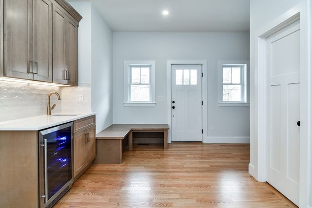 75 Cottage St, Natick, MA 01760