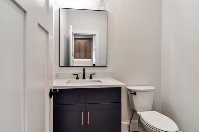 75 Cottage St, Natick, MA 01760