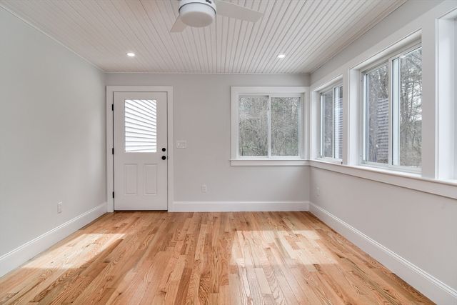 75 Cottage St, Natick, MA 01760