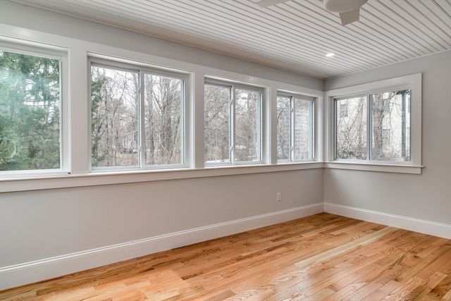 75 Cottage St, Natick, MA 01760