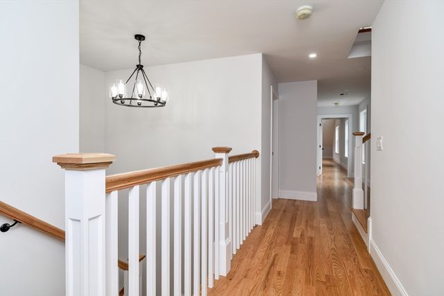 75 Cottage St, Natick, MA 01760