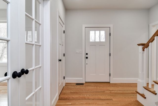 75 Cottage St, Natick, MA 01760