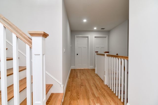 75 Cottage St, Natick, MA 01760