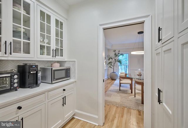 36 TIMBER KNOLL DR, Washington Crossing, PA 18977