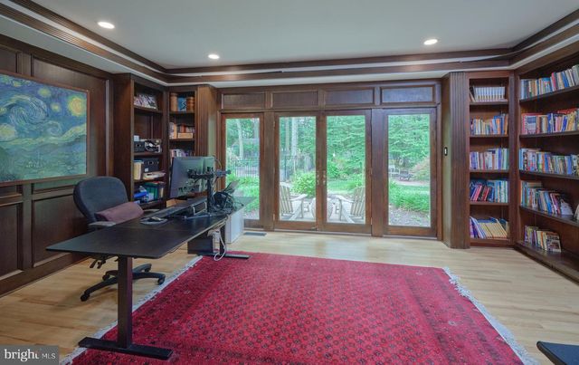 36 TIMBER KNOLL DR, Washington Crossing, PA 18977