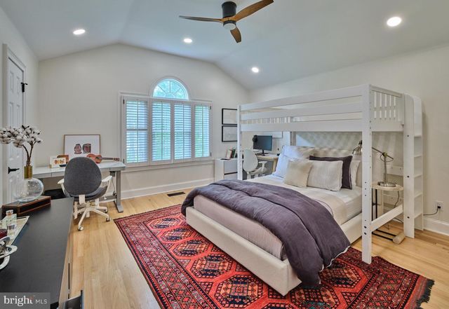 36 TIMBER KNOLL DR, Washington Crossing, PA 18977