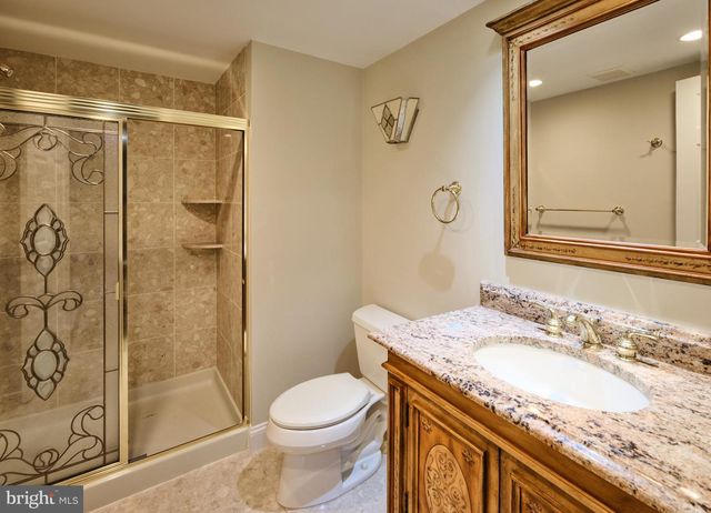 36 TIMBER KNOLL DR, Washington Crossing, PA 18977
